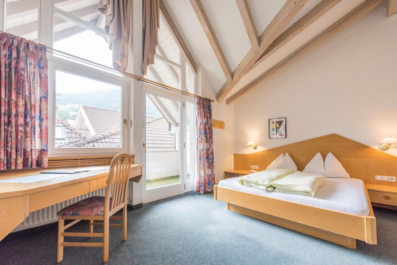 Hotel Fronza - Your Hike & Mountain Home ลูตาโก ภายนอก รูปภาพ