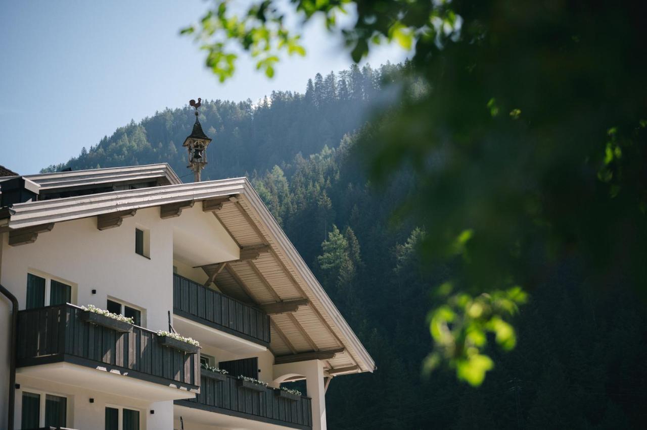 Hotel Fronza - Your Hike & Mountain Home ลูตาโก ภายนอก รูปภาพ
