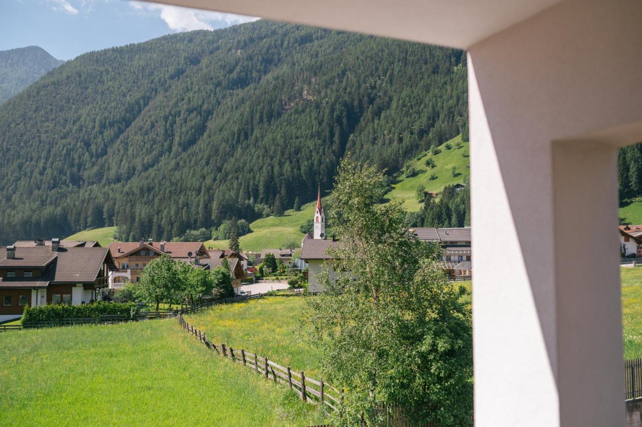 Hotel Fronza - Your Hike & Mountain Home ลูตาโก ภายนอก รูปภาพ