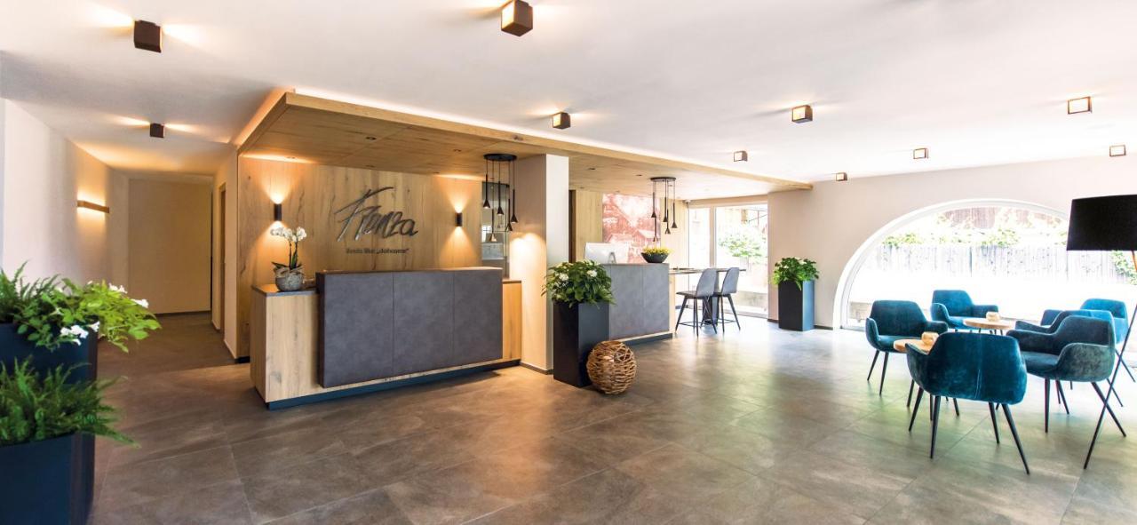Hotel Fronza - Your Hike & Mountain Home ลูตาโก ภายนอก รูปภาพ